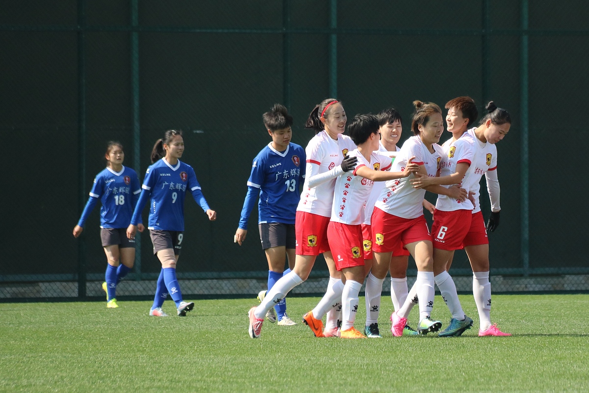 包含热门对决：女足国家队国际比赛蓄势待发的词条