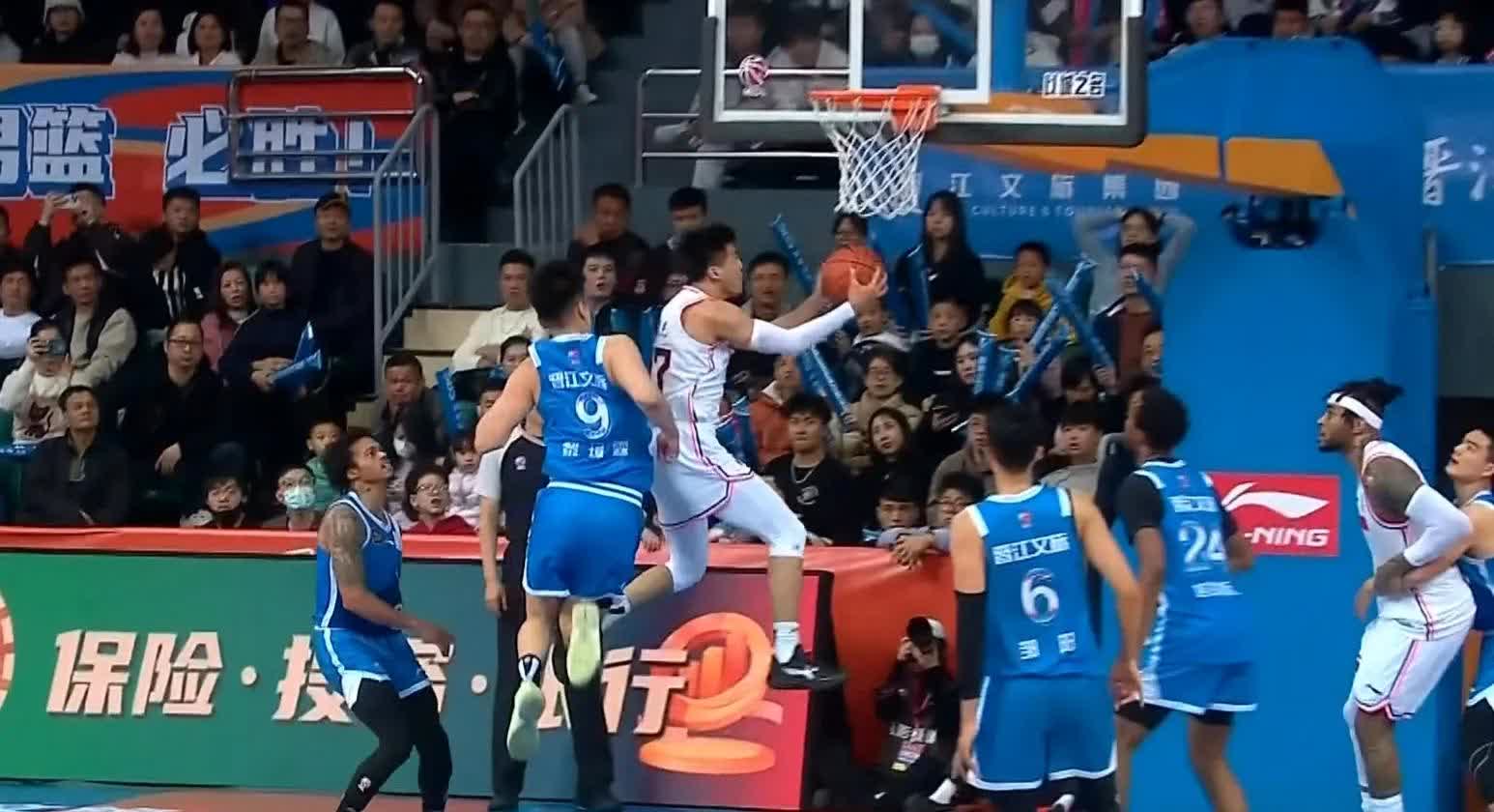 广州男篮逆转八一取得两连胜