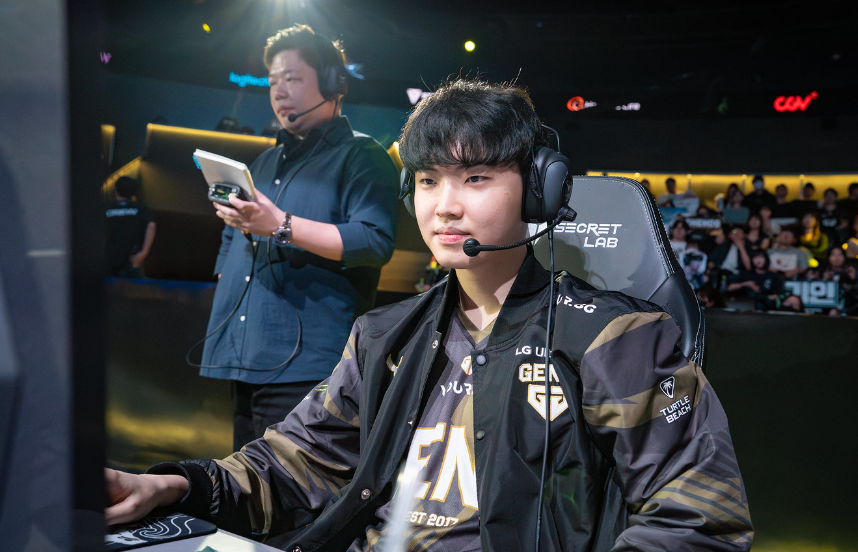 DRX碾压GEN，Chovy操刀奇招英雄翻盘八强赛3:1（首尔）