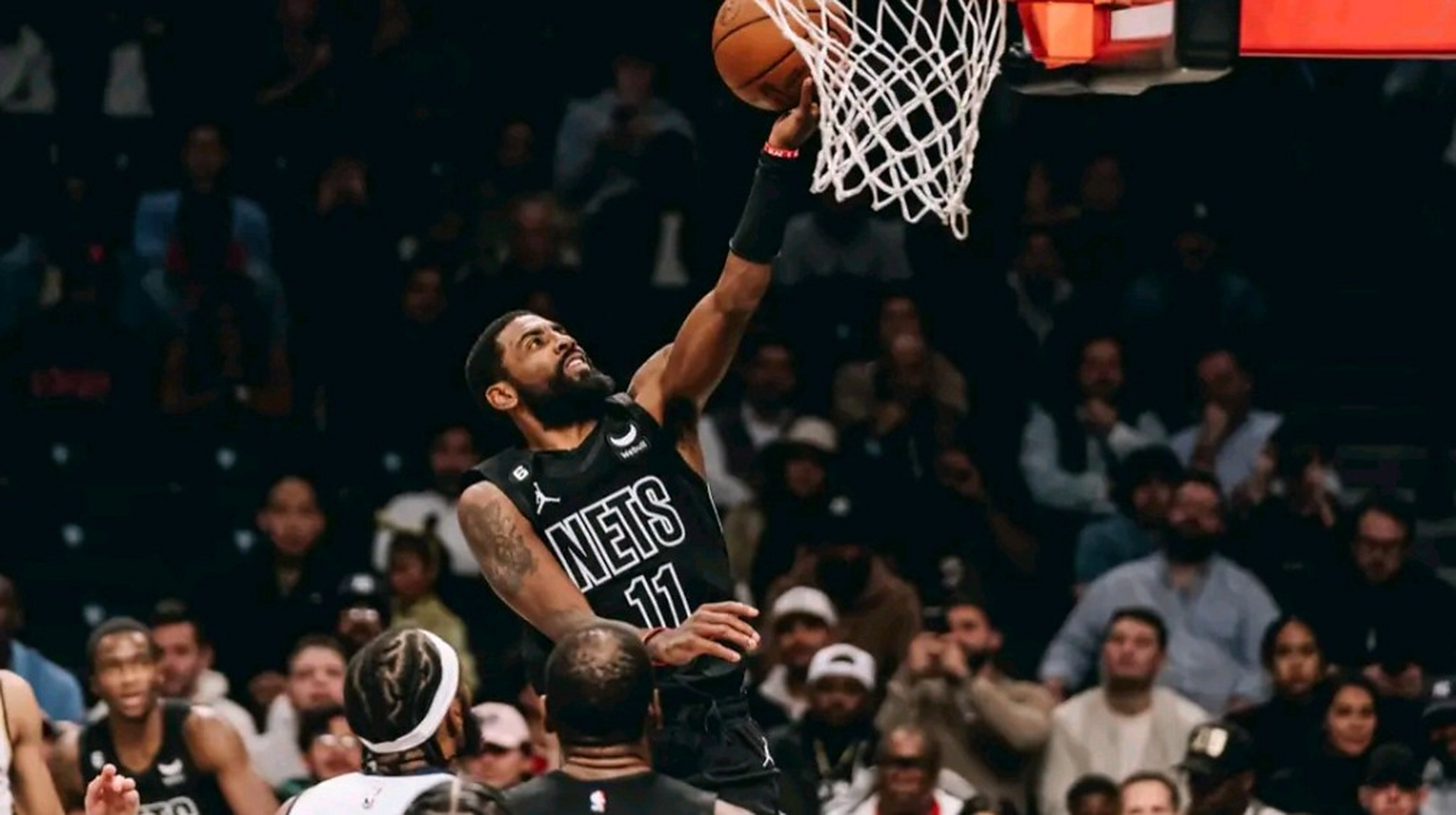 篮网赢下步行者：欧文全场高效的简单介绍