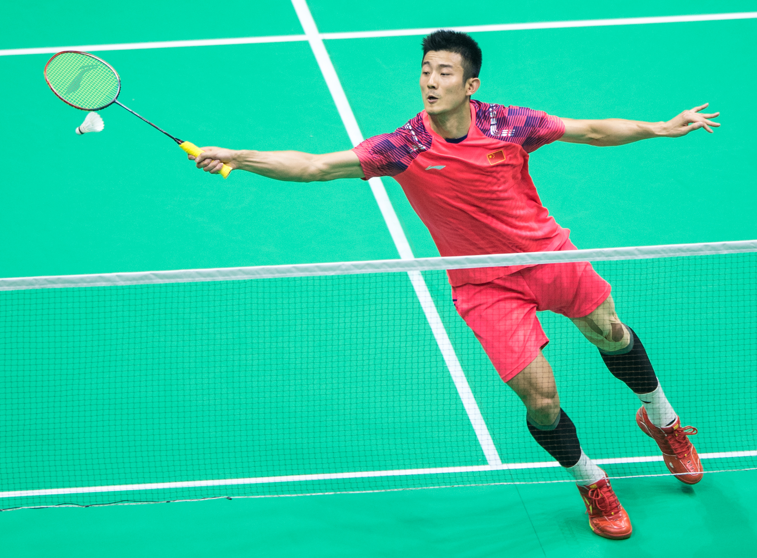 法国羽毛球队完胜印尼羽毛球队，谌龙爆发神勇的简单介绍
