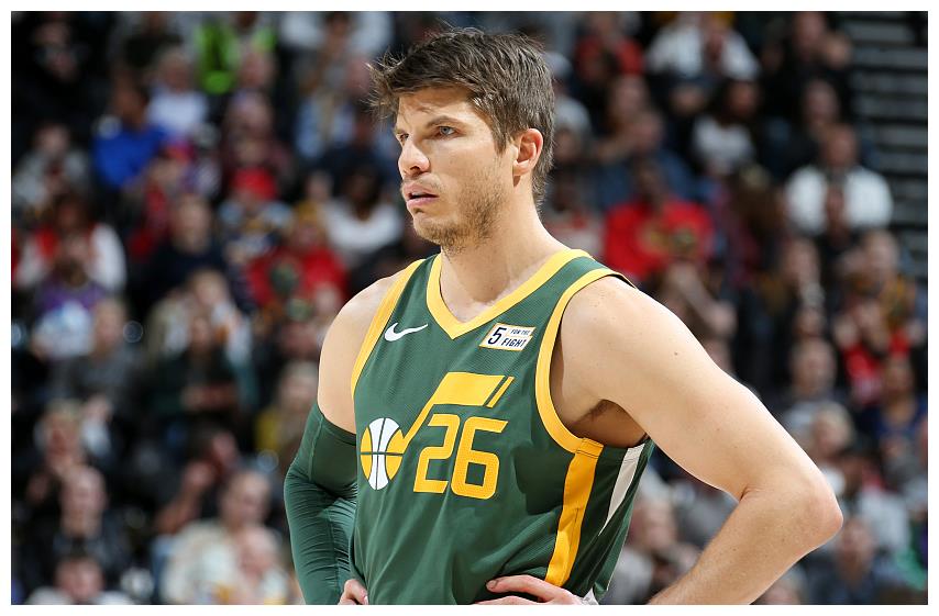 开拓者不敌老鹰，胡德表现出色