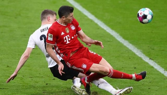 中国鏖战多特蒙德，科曼高光表现