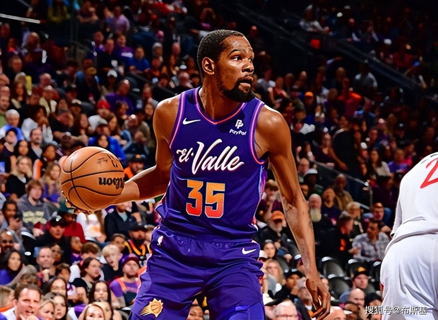 包含篮球热度飙升，网友热议不断的词条