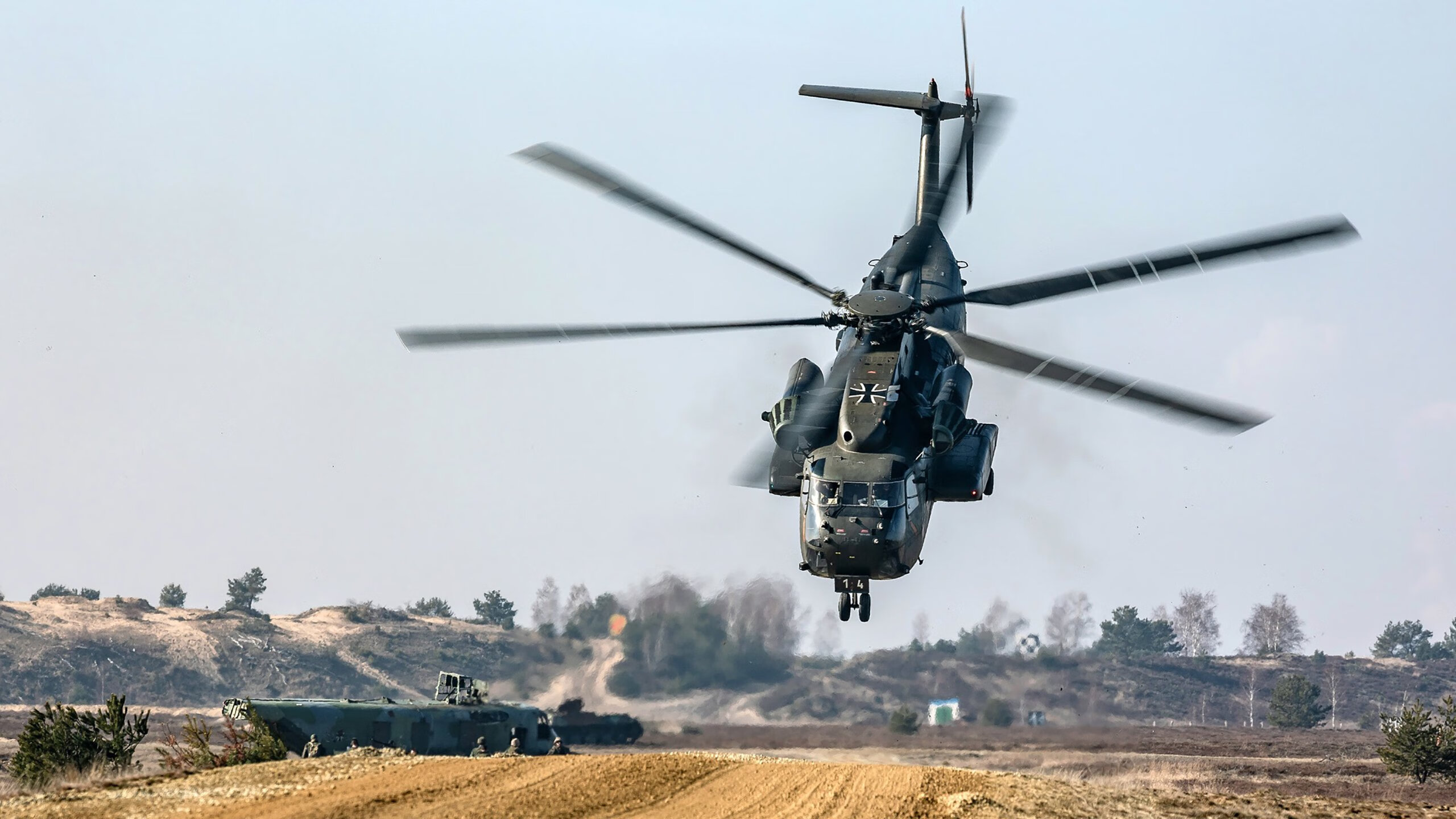 意甲焦点战之夜,英格拉姆式英雄闪耀绿茵场